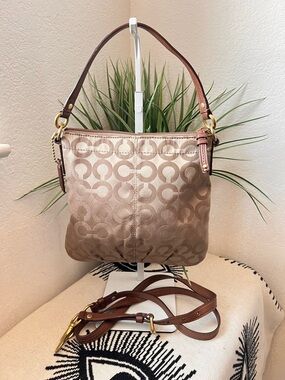 Coach Signature Brooke Hobo Shoulder Bag